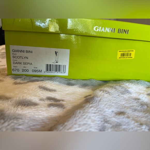 Gianni Bini Scotlyn Boot - Picture 2 of 2